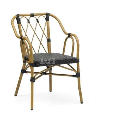 Francia beltéri rattan székek